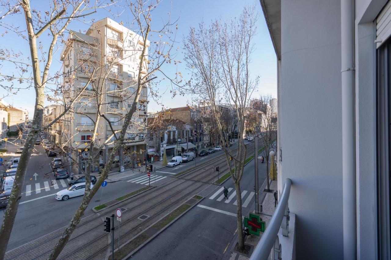 Gaya Avenue Flats - Elegant Contemporary Flats With Balcony Lejlighed Vila Nova de Gaia Eksteriør billede